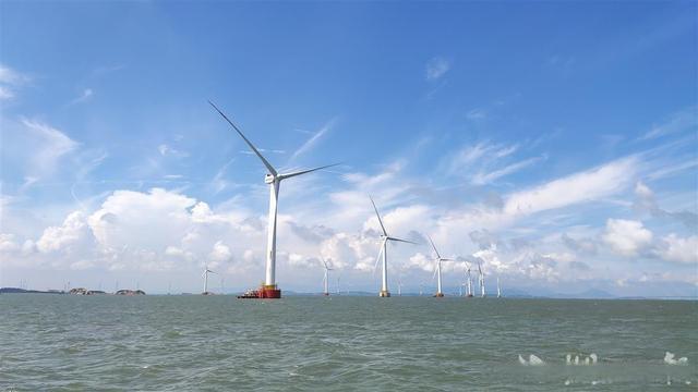海风如何"吹"出电能?矗立在海上的一座座"大风车"又是如何架设起来的?